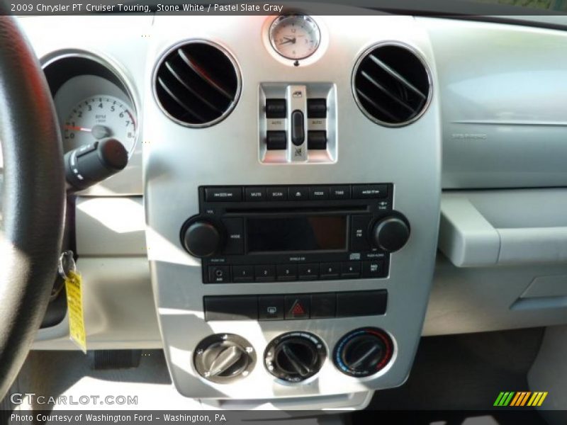Stone White / Pastel Slate Gray 2009 Chrysler PT Cruiser Touring