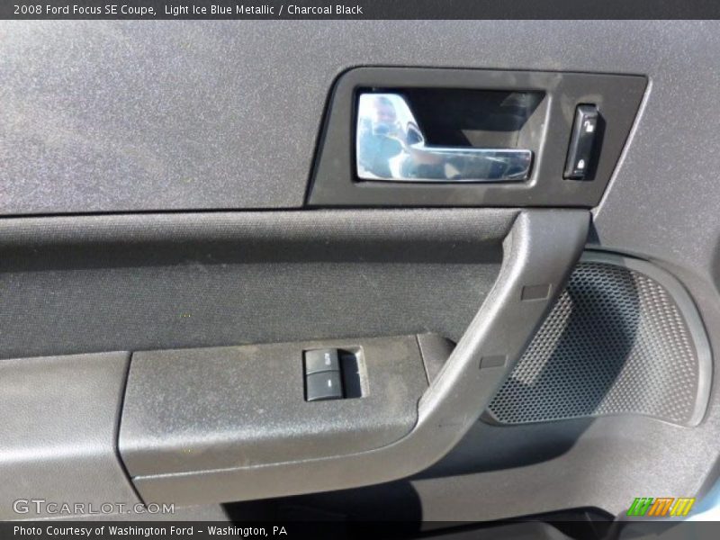 Light Ice Blue Metallic / Charcoal Black 2008 Ford Focus SE Coupe