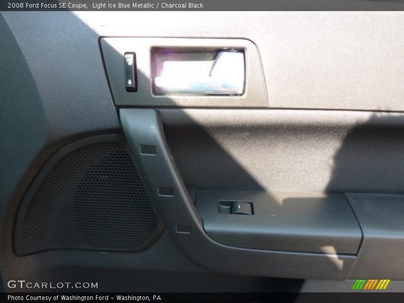 Light Ice Blue Metallic / Charcoal Black 2008 Ford Focus SE Coupe