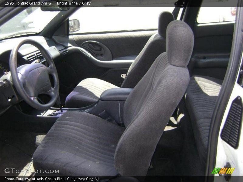 Bright White / Grey 1995 Pontiac Grand Am GT