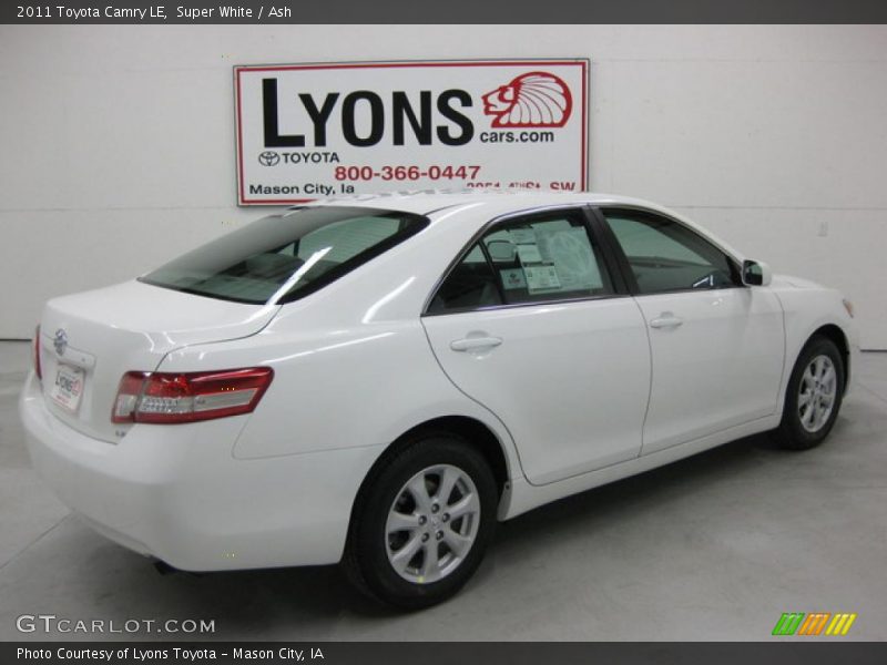 Super White / Ash 2011 Toyota Camry LE