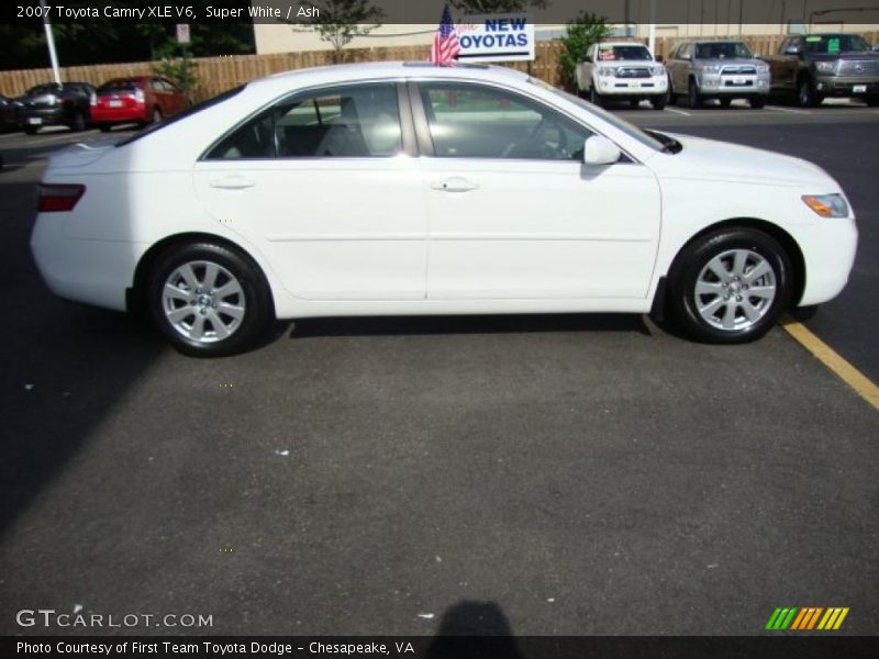 Super White / Ash 2007 Toyota Camry XLE V6