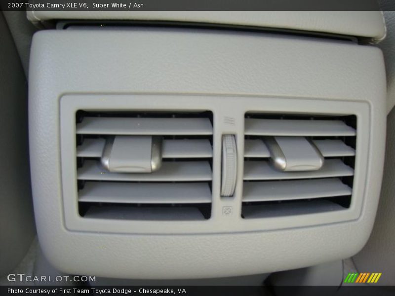 Super White / Ash 2007 Toyota Camry XLE V6