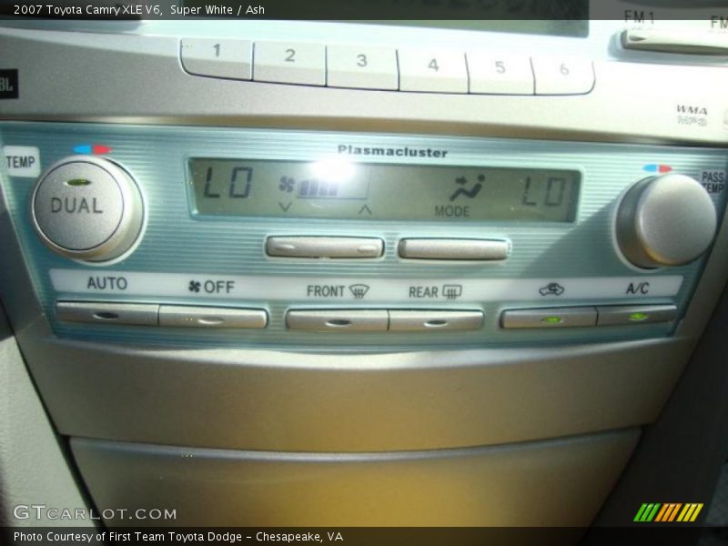 Super White / Ash 2007 Toyota Camry XLE V6