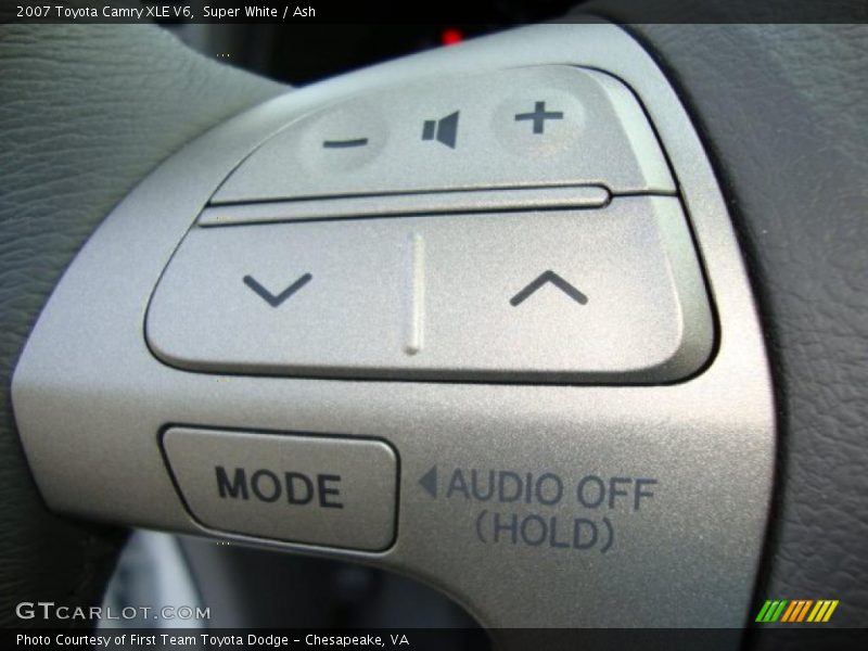 Super White / Ash 2007 Toyota Camry XLE V6