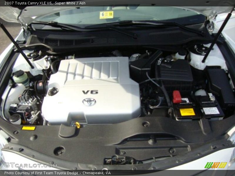 Super White / Ash 2007 Toyota Camry XLE V6