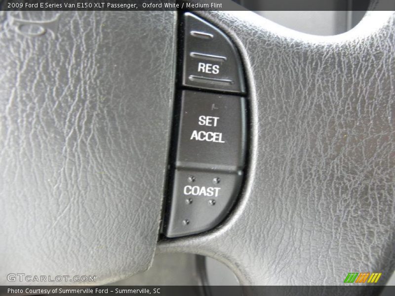Oxford White / Medium Flint 2009 Ford E Series Van E150 XLT Passenger