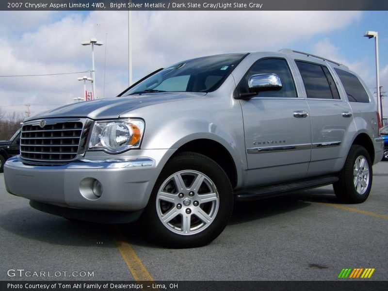 Bright Silver Metallic / Dark Slate Gray/Light Slate Gray 2007 Chrysler Aspen Limited 4WD