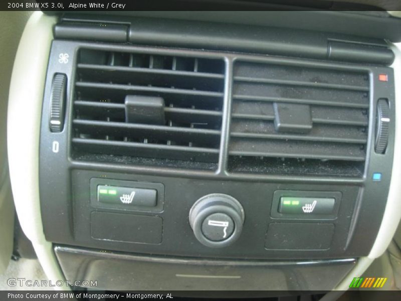 Alpine White / Grey 2004 BMW X5 3.0i