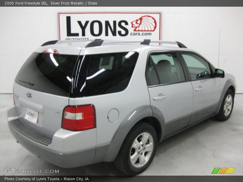 Silver Frost Metallic / Shale 2005 Ford Freestyle SEL