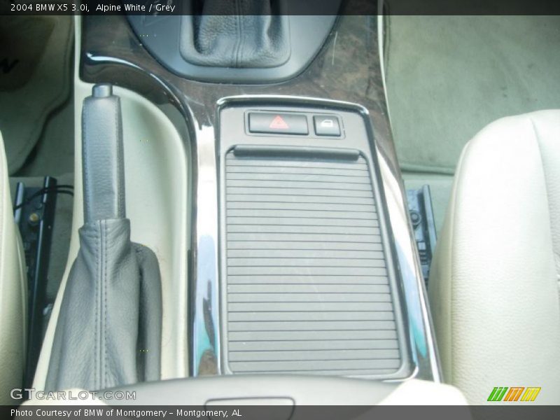 Alpine White / Grey 2004 BMW X5 3.0i