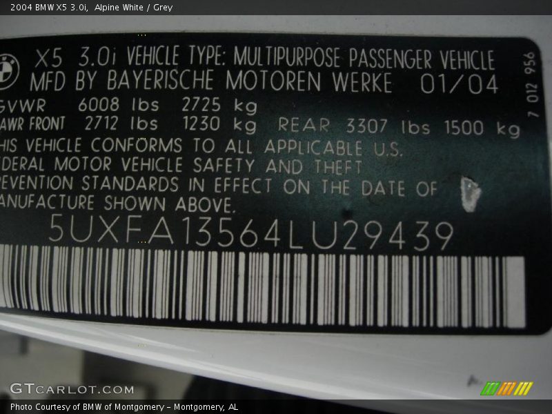 Alpine White / Grey 2004 BMW X5 3.0i