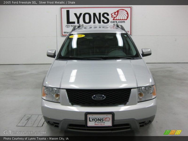 Silver Frost Metallic / Shale 2005 Ford Freestyle SEL