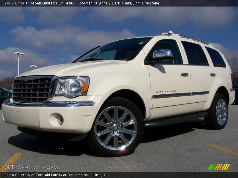 Cool Vanilla White / Dark Khaki/Light Graystone 2007 Chrysler Aspen Limited HEMI 4WD