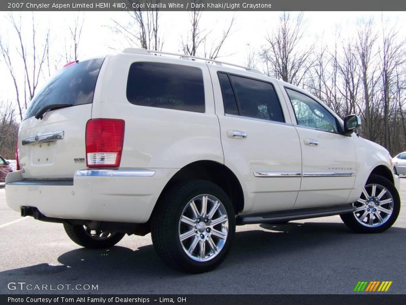 Cool Vanilla White / Dark Khaki/Light Graystone 2007 Chrysler Aspen Limited HEMI 4WD