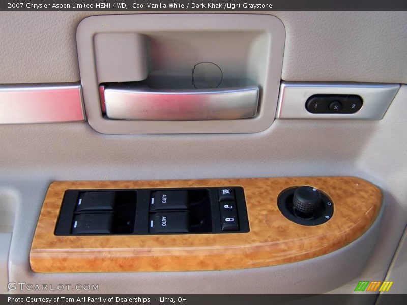 Cool Vanilla White / Dark Khaki/Light Graystone 2007 Chrysler Aspen Limited HEMI 4WD