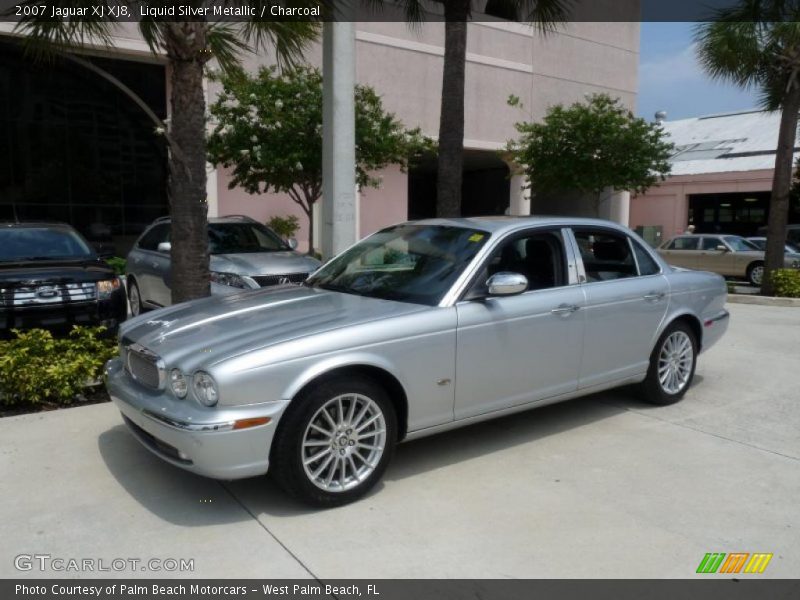 Liquid Silver Metallic / Charcoal 2007 Jaguar XJ XJ8