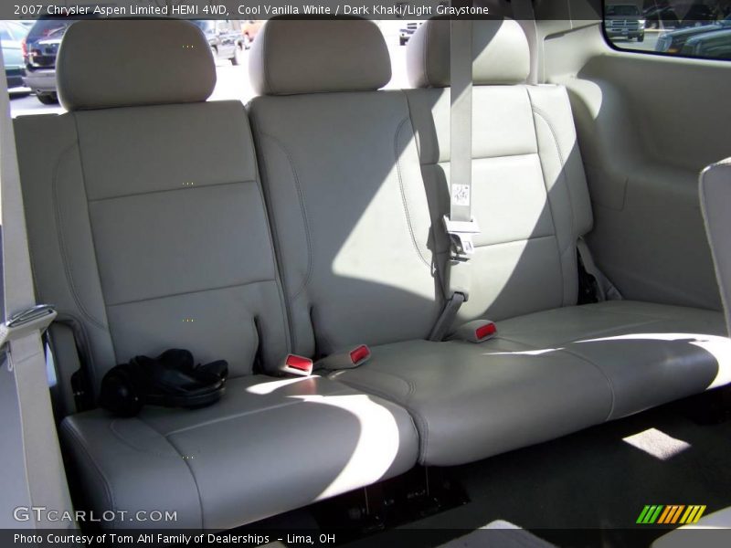 Cool Vanilla White / Dark Khaki/Light Graystone 2007 Chrysler Aspen Limited HEMI 4WD