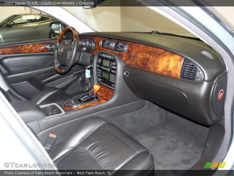 Liquid Silver Metallic / Charcoal 2007 Jaguar XJ XJ8