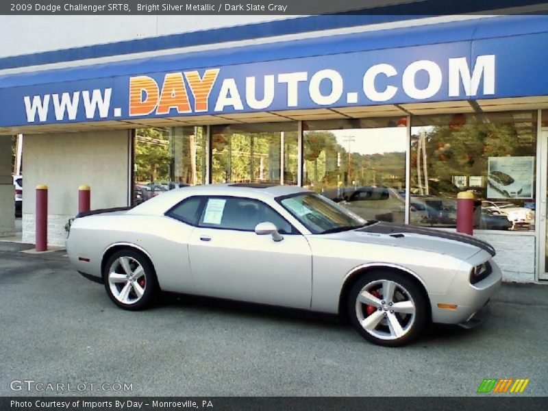 Bright Silver Metallic / Dark Slate Gray 2009 Dodge Challenger SRT8