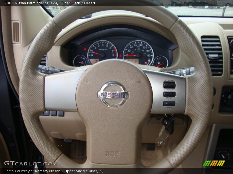 Super Black / Desert 2006 Nissan Pathfinder SE 4x4