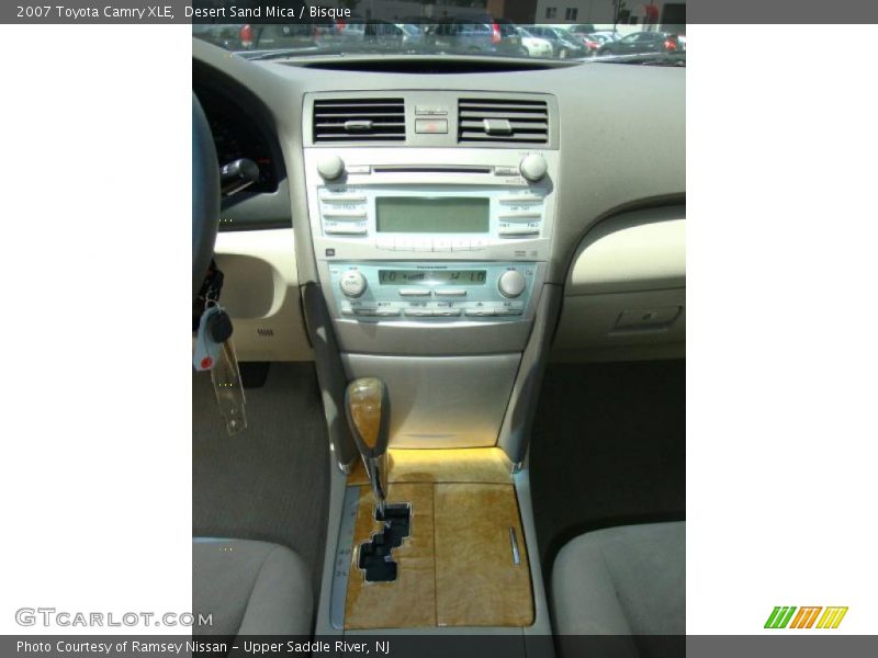 Desert Sand Mica / Bisque 2007 Toyota Camry XLE