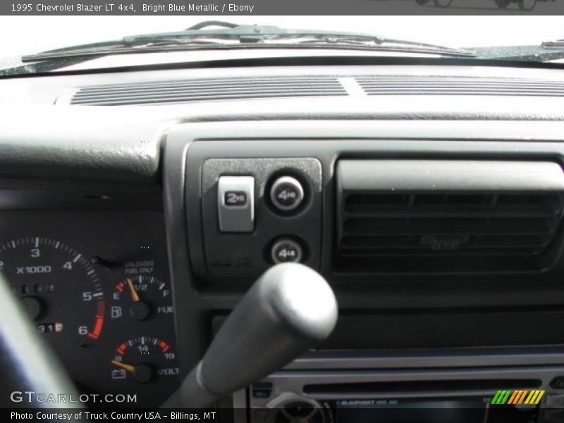 Bright Blue Metallic / Ebony 1995 Chevrolet Blazer LT 4x4