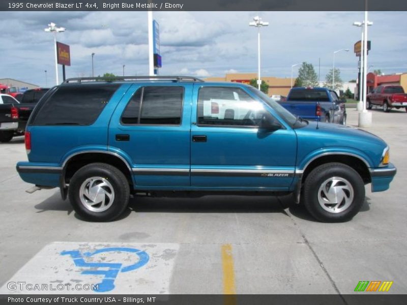 Bright Blue Metallic / Ebony 1995 Chevrolet Blazer LT 4x4