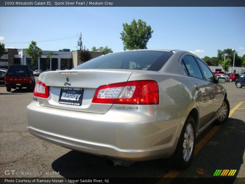 Quick Silver Pearl / Medium Gray 2009 Mitsubishi Galant ES