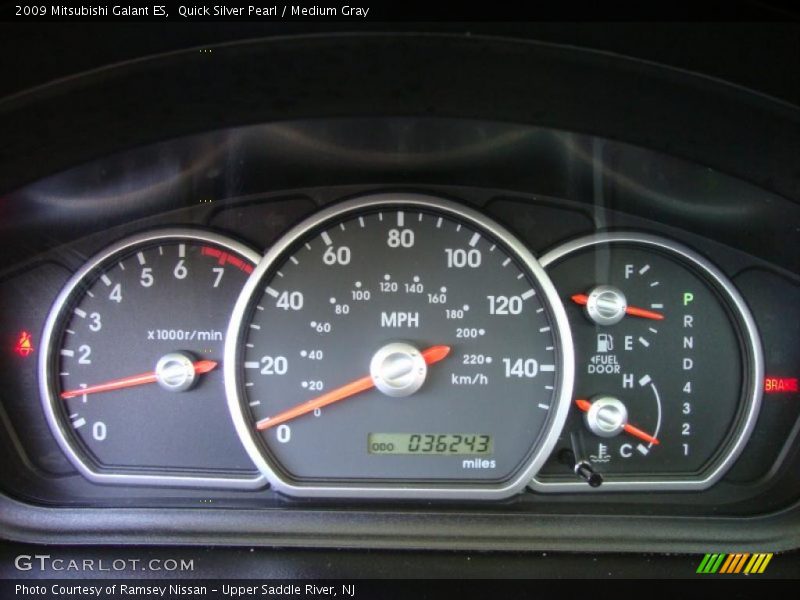 Quick Silver Pearl / Medium Gray 2009 Mitsubishi Galant ES