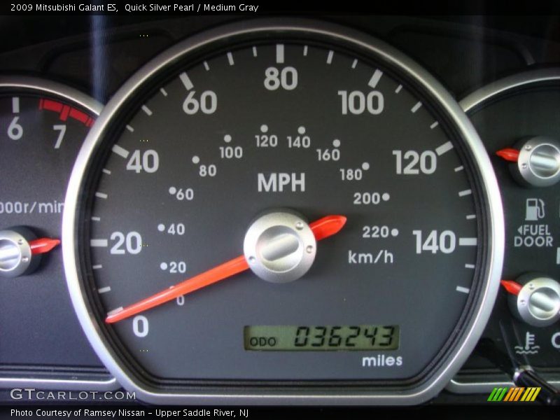 Quick Silver Pearl / Medium Gray 2009 Mitsubishi Galant ES
