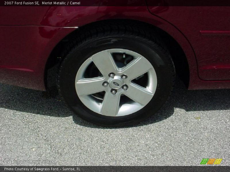 Merlot Metallic / Camel 2007 Ford Fusion SE