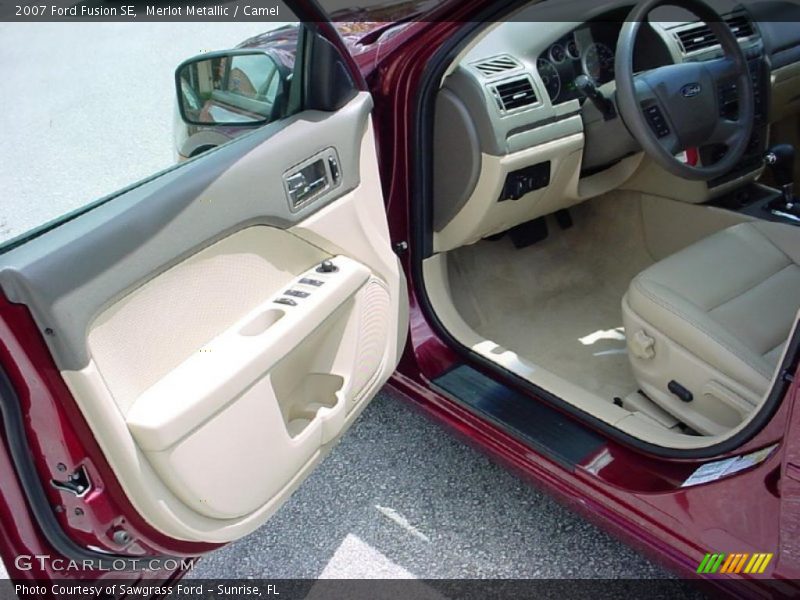 Merlot Metallic / Camel 2007 Ford Fusion SE