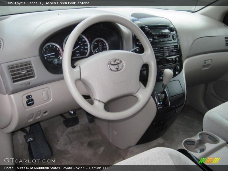 Aspen Green Pearl / Stone 2005 Toyota Sienna LE