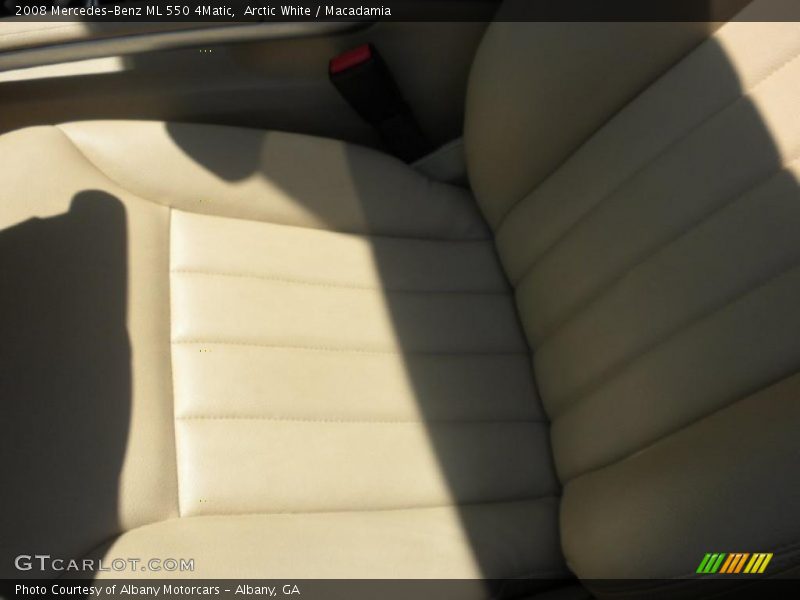 Arctic White / Macadamia 2008 Mercedes-Benz ML 550 4Matic