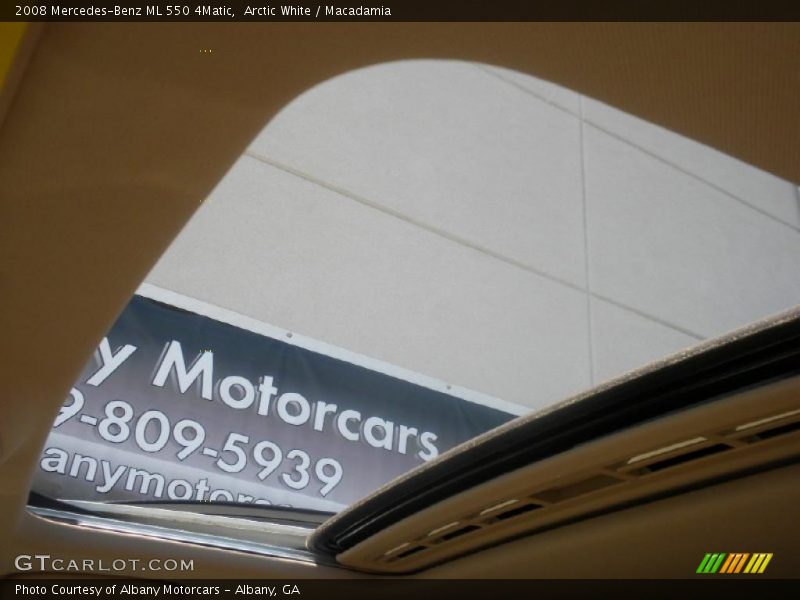 Arctic White / Macadamia 2008 Mercedes-Benz ML 550 4Matic
