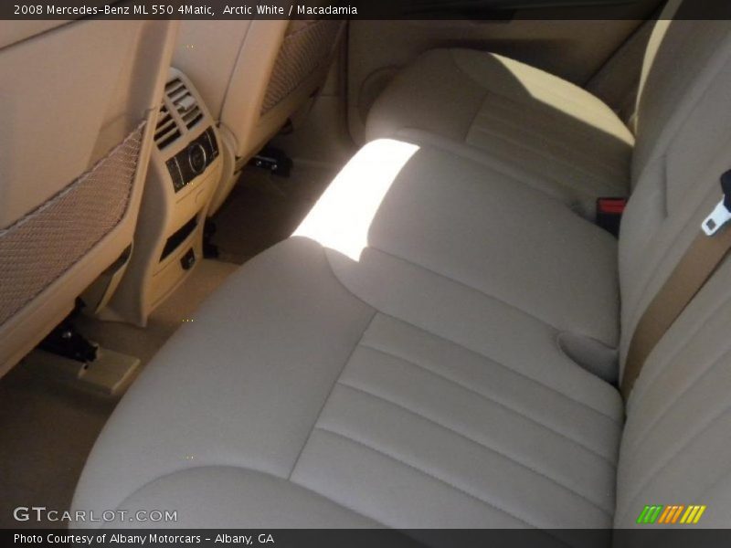 Arctic White / Macadamia 2008 Mercedes-Benz ML 550 4Matic