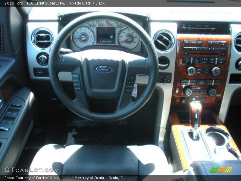 Tuxedo Black / Black 2010 Ford F150 Lariat SuperCrew