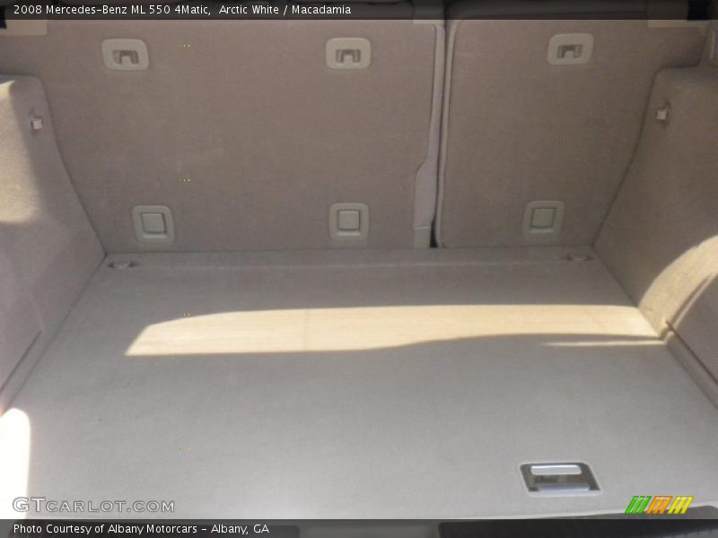 Arctic White / Macadamia 2008 Mercedes-Benz ML 550 4Matic