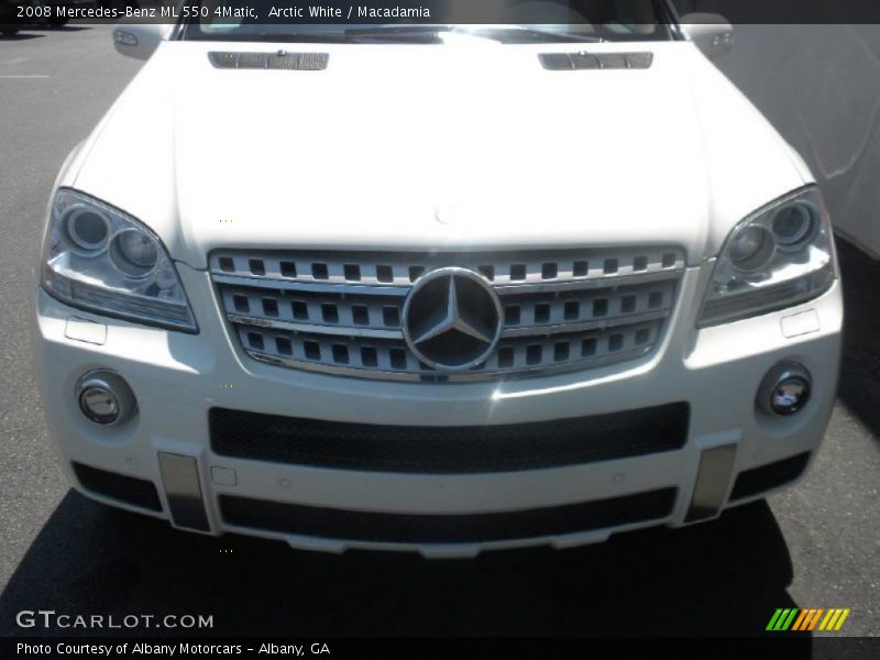 Arctic White / Macadamia 2008 Mercedes-Benz ML 550 4Matic