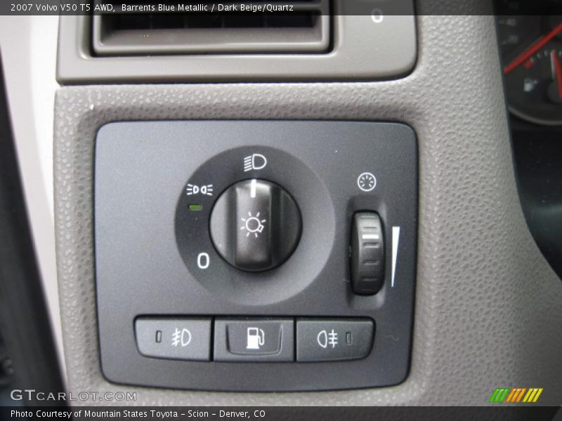 Barrents Blue Metallic / Dark Beige/Quartz 2007 Volvo V50 T5 AWD