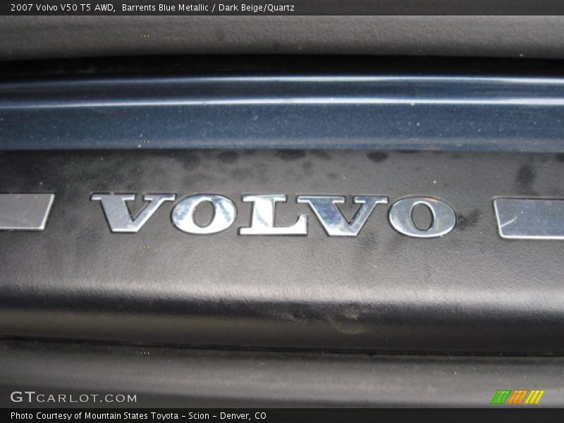 Barrents Blue Metallic / Dark Beige/Quartz 2007 Volvo V50 T5 AWD