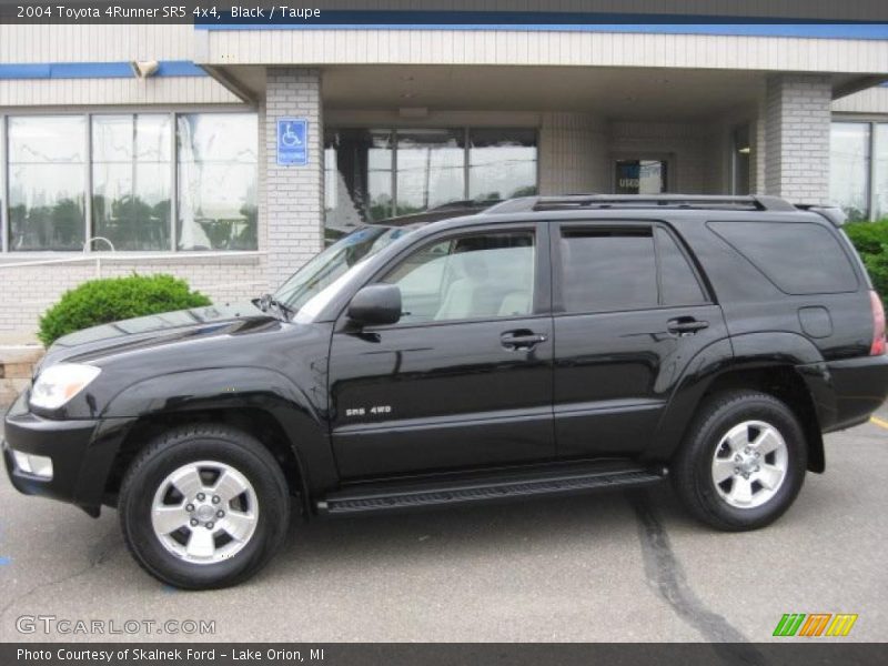 Black / Taupe 2004 Toyota 4Runner SR5 4x4