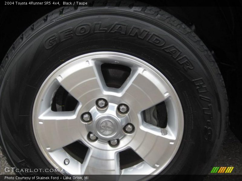 Black / Taupe 2004 Toyota 4Runner SR5 4x4