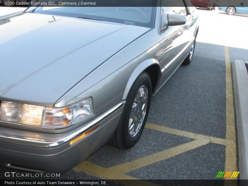 Cashmere / Oatmeal 2000 Cadillac Eldorado ESC