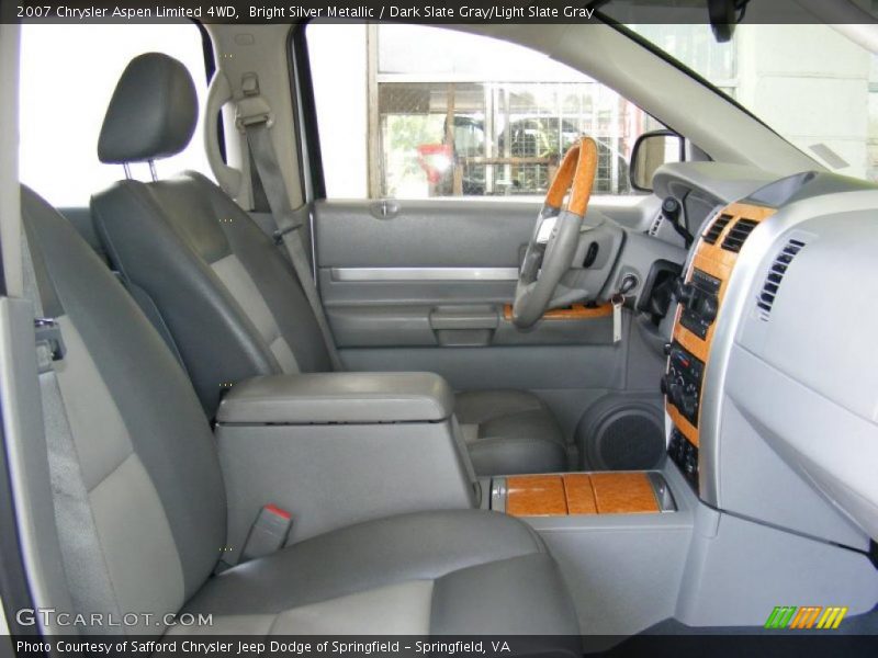 Bright Silver Metallic / Dark Slate Gray/Light Slate Gray 2007 Chrysler Aspen Limited 4WD