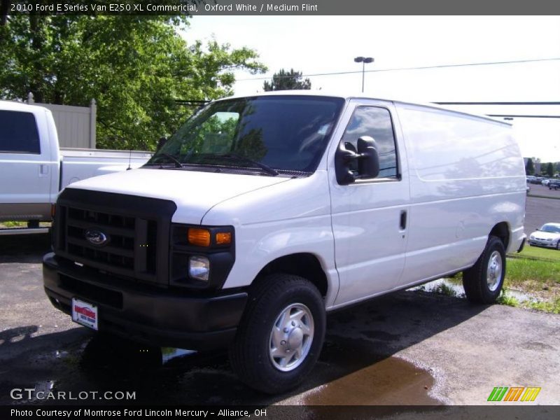 Oxford White / Medium Flint 2010 Ford E Series Van E250 XL Commericial