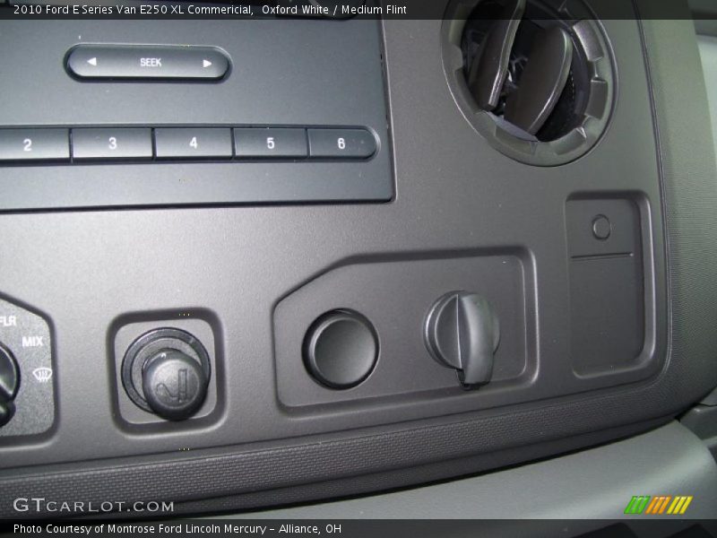 Oxford White / Medium Flint 2010 Ford E Series Van E250 XL Commericial