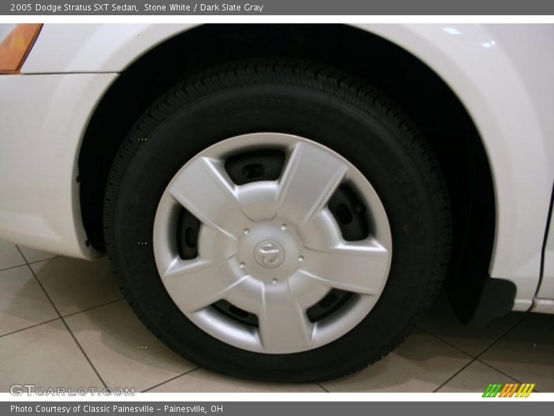 Stone White / Dark Slate Gray 2005 Dodge Stratus SXT Sedan
