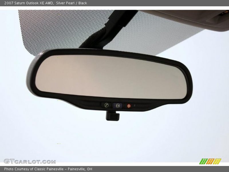 Silver Pearl / Black 2007 Saturn Outlook XE AWD
